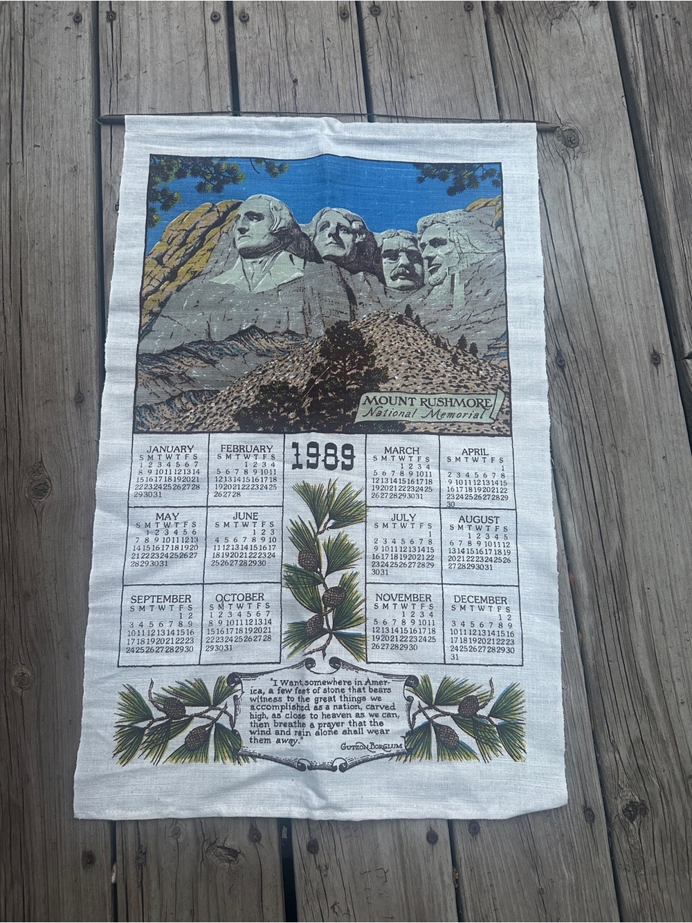 Vintage 1989 Mount Rushmore Tea Towel Calendar